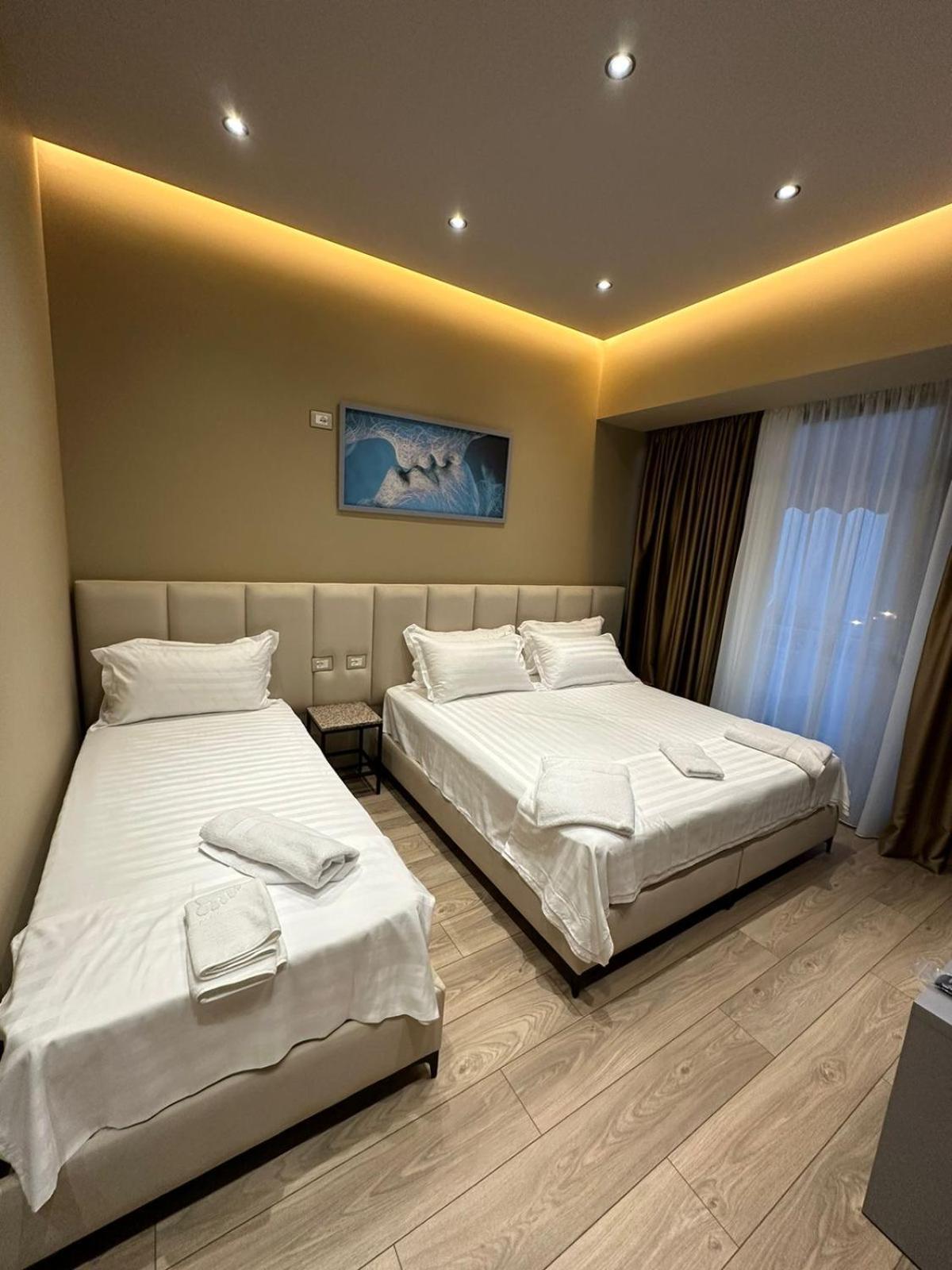 Hotel Europa Крує Екстер'єр фото