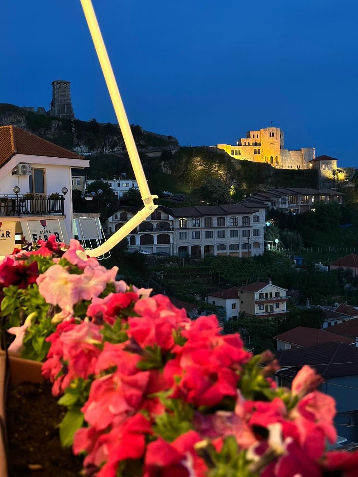 Hotel Europa Крує Екстер'єр фото