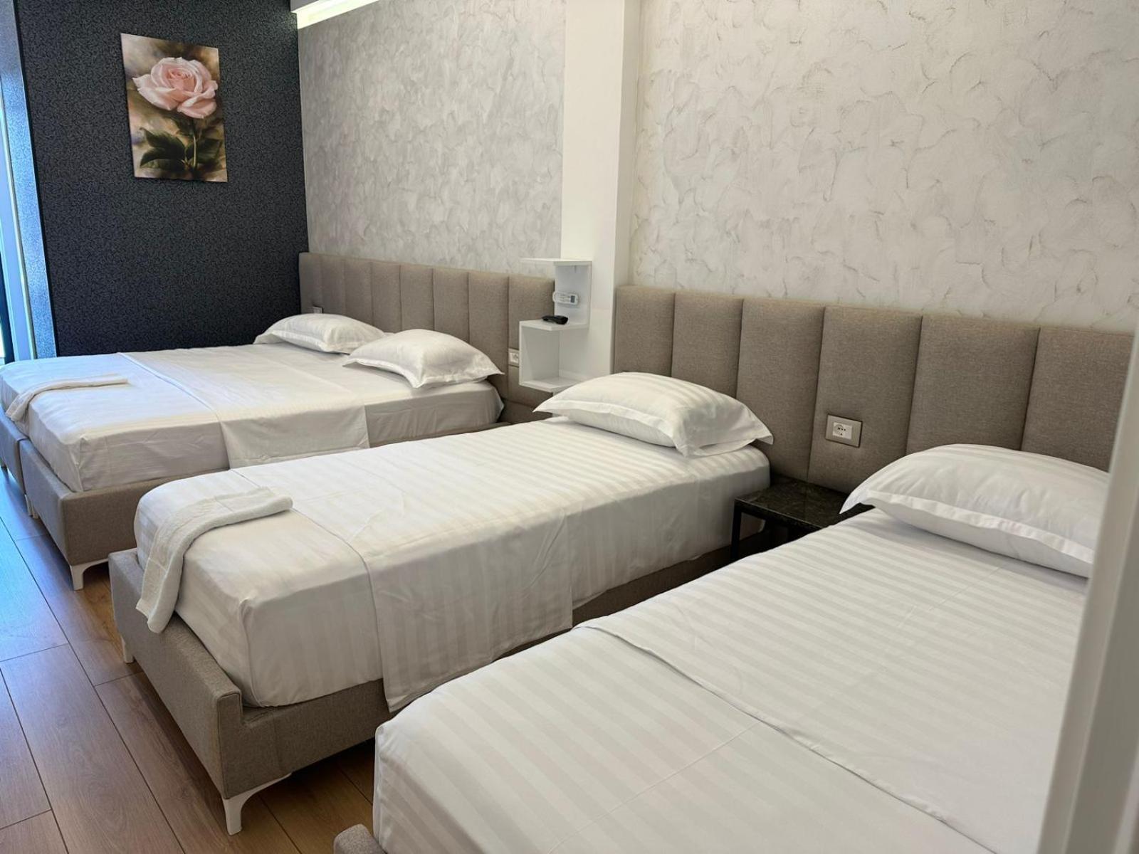 Hotel Europa Крує Екстер'єр фото