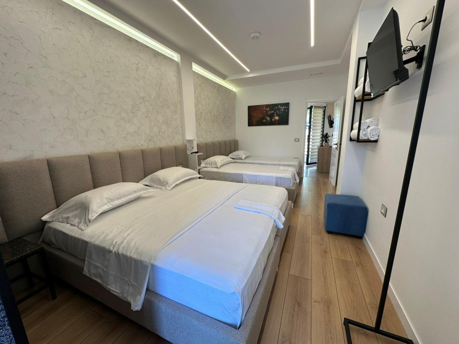 Hotel Europa Крує Екстер'єр фото