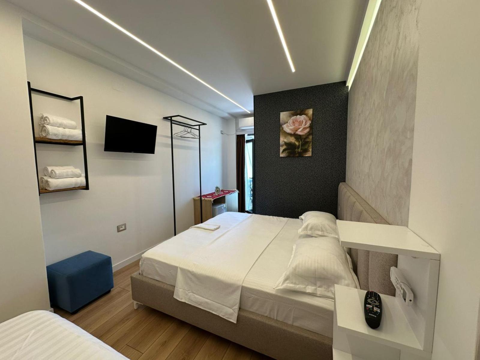 Hotel Europa Крує Екстер'єр фото